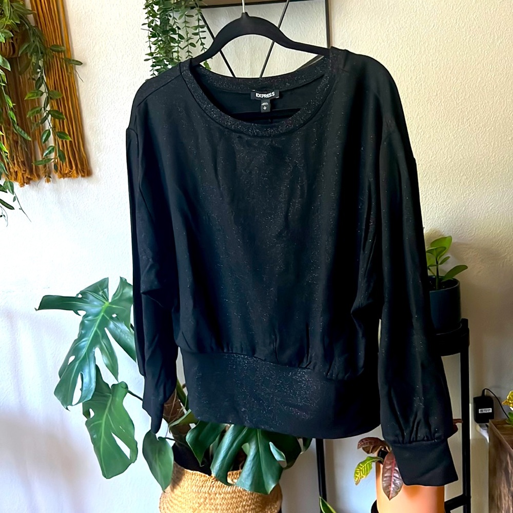 PRICE DROP || 
BRAND NEW EXPRESS TOP